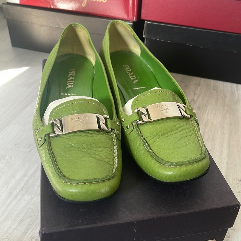 Prada calzature Donna flat loafers size 7.5